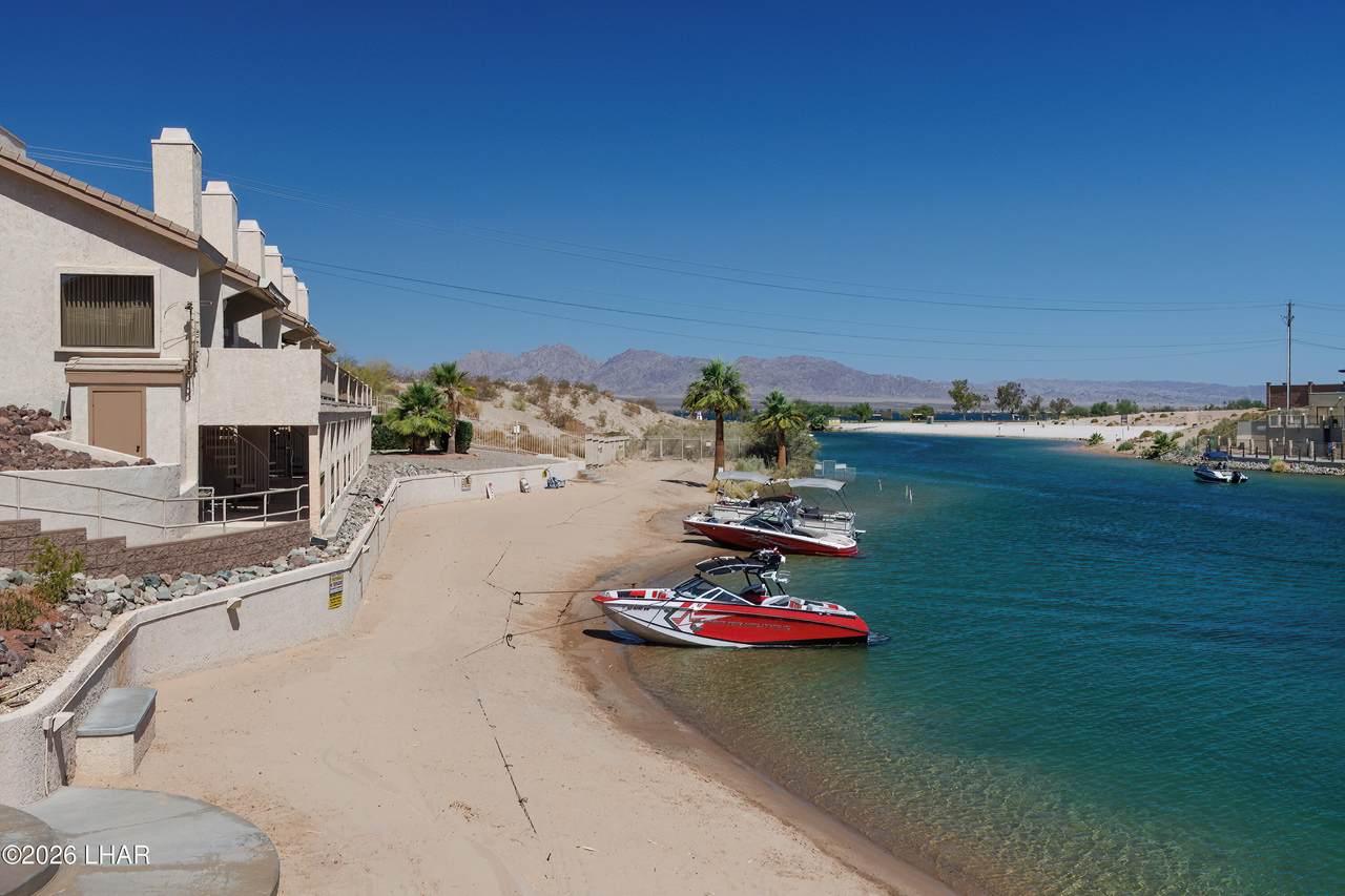 https://bt-photos.global.ssl.fastly.net/lakehavasu/1280_boomver_1_1040121-2.jpg