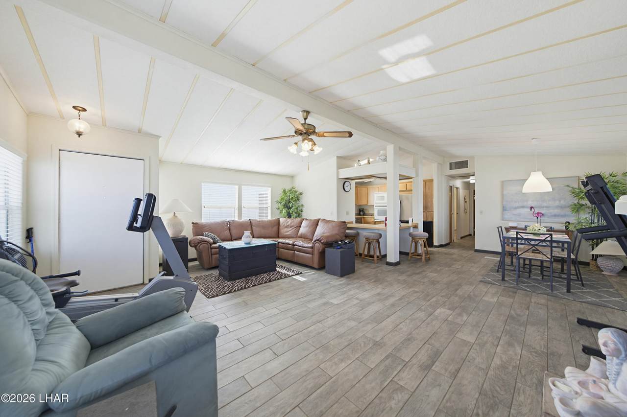 https://bt-photos.global.ssl.fastly.net/lakehavasu/1280_boomver_1_1040125-2.jpg