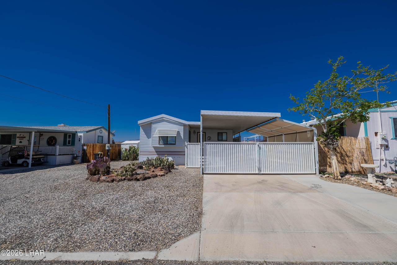 468 Bluewater Dr - Photo 1