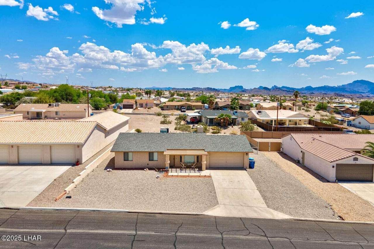 3730 Totem Dr - Photo 1