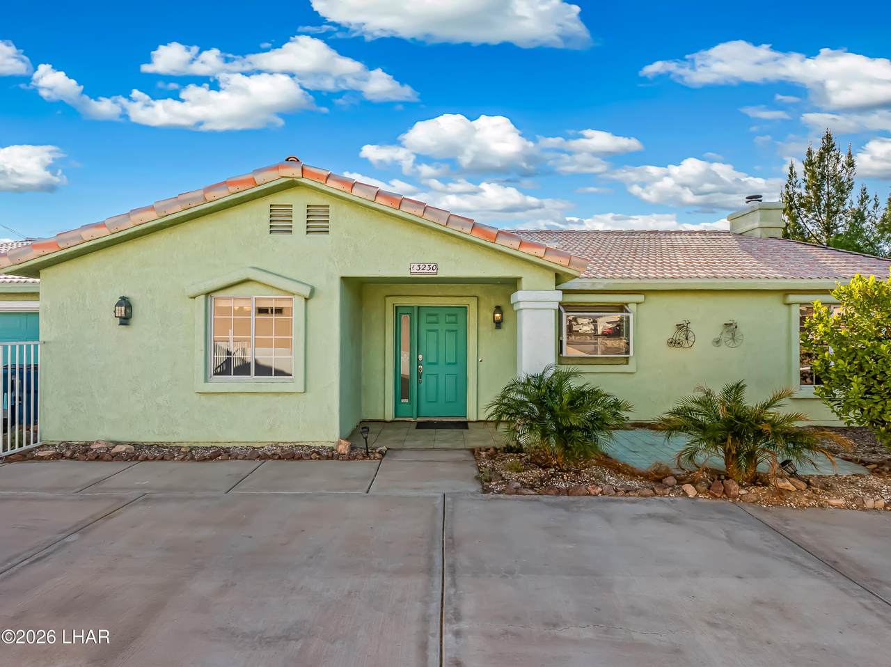 https://bt-photos.global.ssl.fastly.net/lakehavasu/1280_boomver_1_1040170-2.jpg