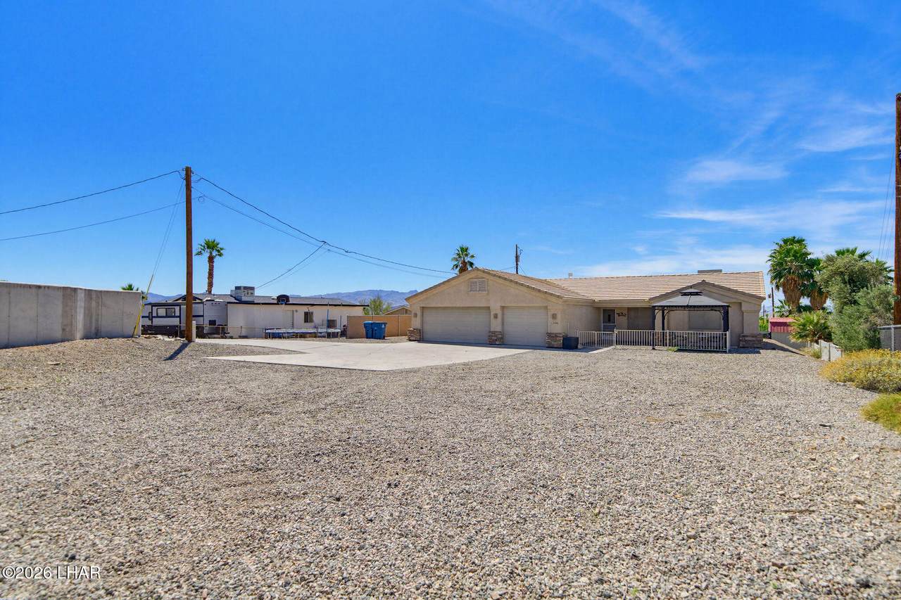 https://bt-photos.global.ssl.fastly.net/lakehavasu/1280_boomver_1_1040176-2.jpg