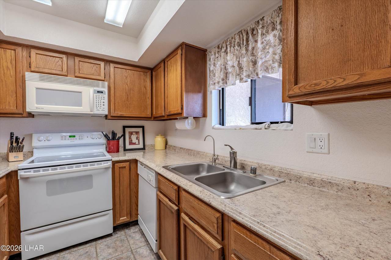 https://bt-photos.global.ssl.fastly.net/lakehavasu/1280_boomver_1_1040185-2.jpg