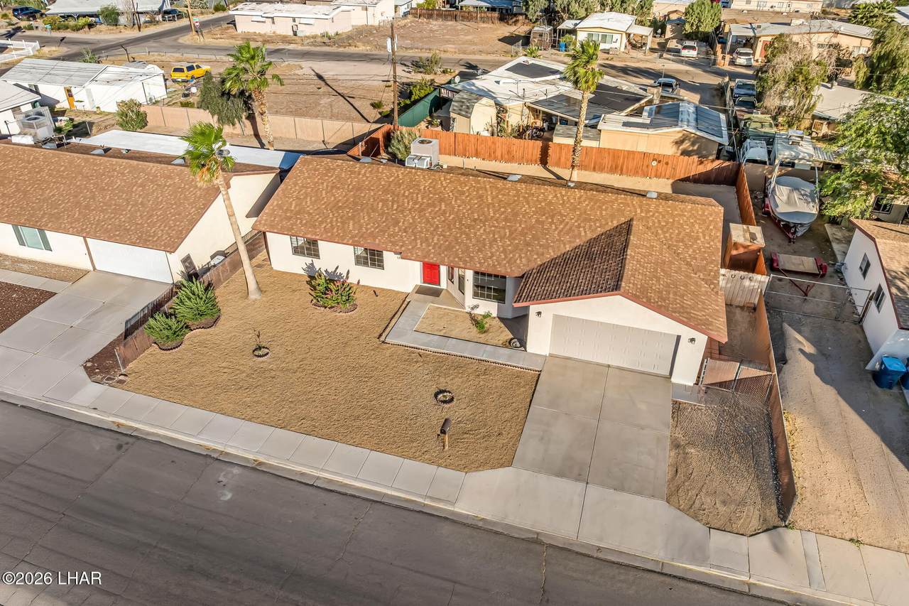 1869 Riviera Blvd - Photo 1