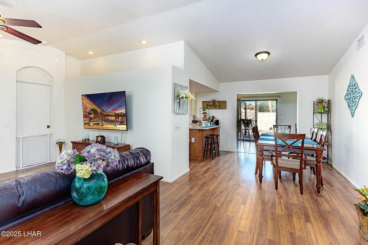 https://bt-photos.global.ssl.fastly.net/lakehavasu/1280_boomver_1_1040271-2.jpg