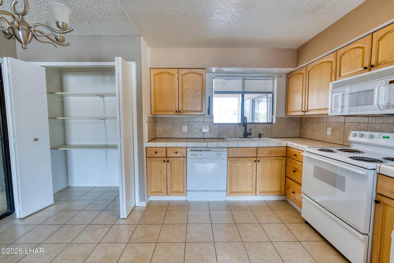 https://bt-photos.global.ssl.fastly.net/lakehavasu/1280_boomver_1_1040284-2.jpg