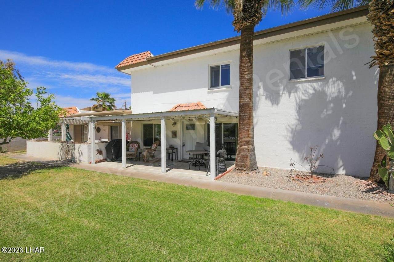1719 Los Lagos Dr - Photo 1