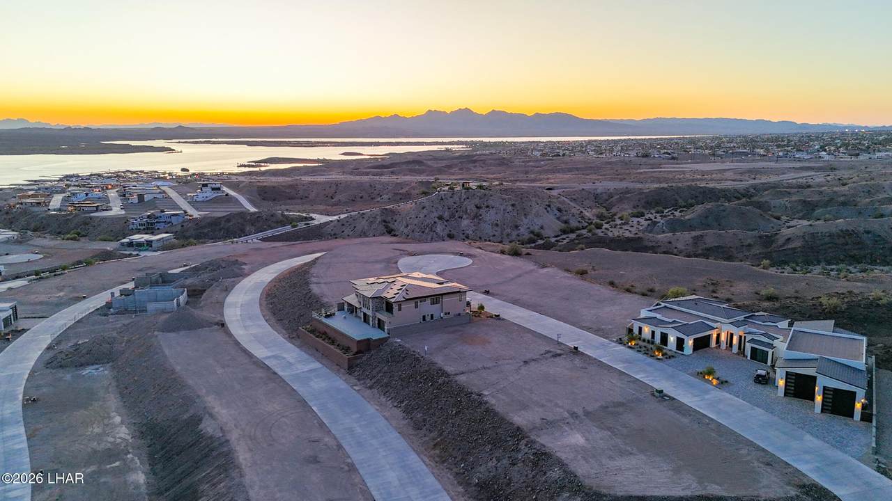 2430 Sunset Rdg Ct - Photo 1