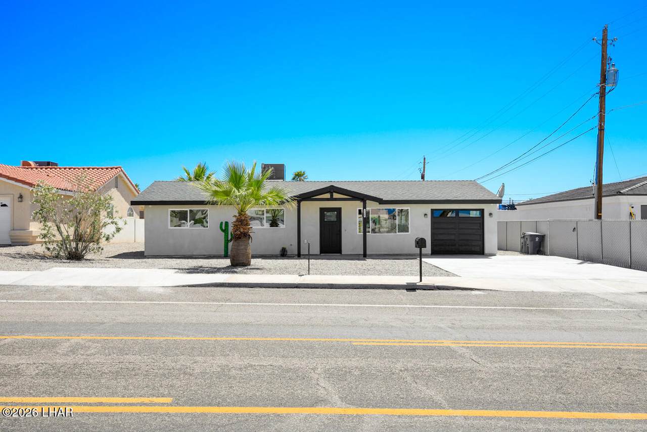 2380 Palo Verde Blvd - Photo 1
