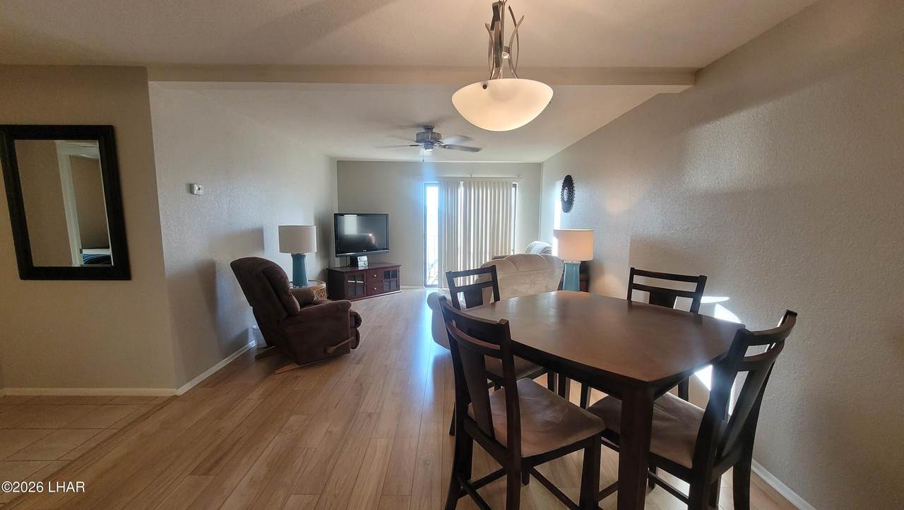 https://bt-photos.global.ssl.fastly.net/lakehavasu/orig_boomver_1_1040361-2.jpg