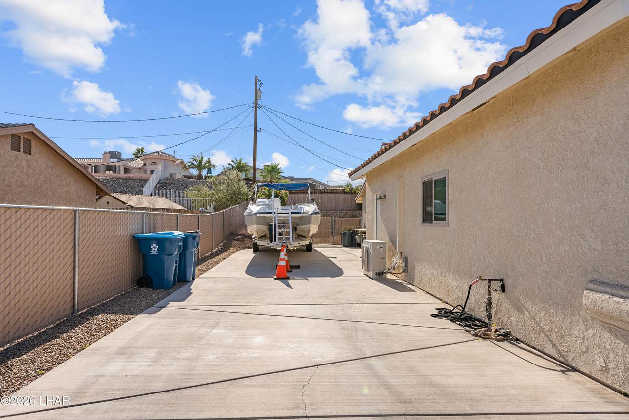 https://bt-photos.global.ssl.fastly.net/lakehavasu/1280_boomver_1_1040383-2.jpg