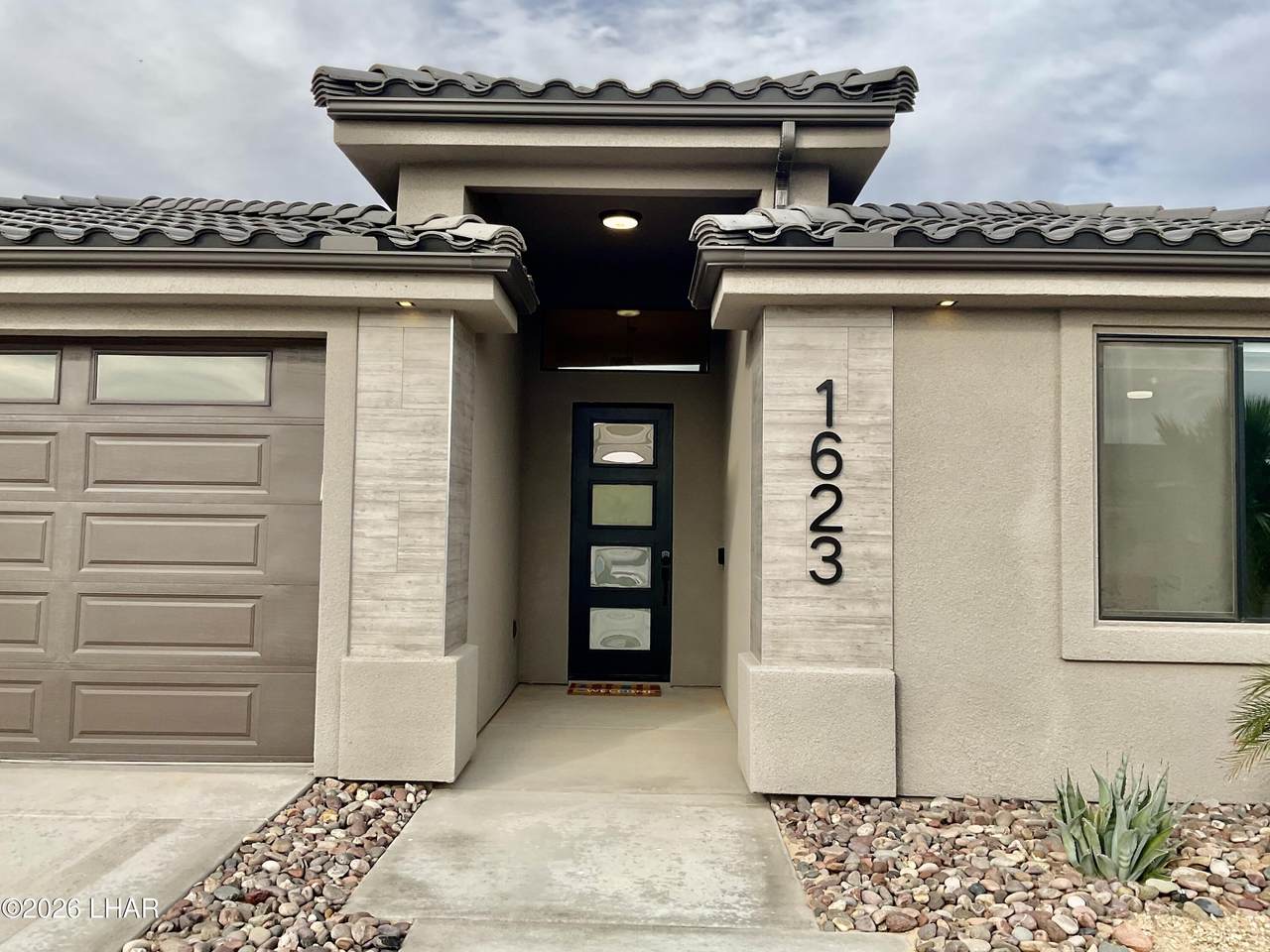 https://bt-photos.global.ssl.fastly.net/lakehavasu/1280_boomver_1_1040400-2.jpg