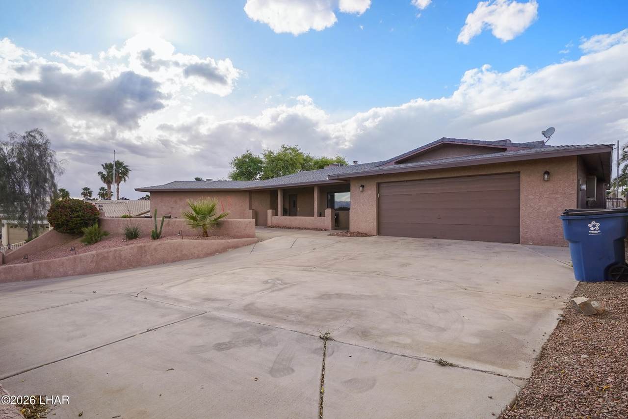 2434 Snead Dr - Photo 1