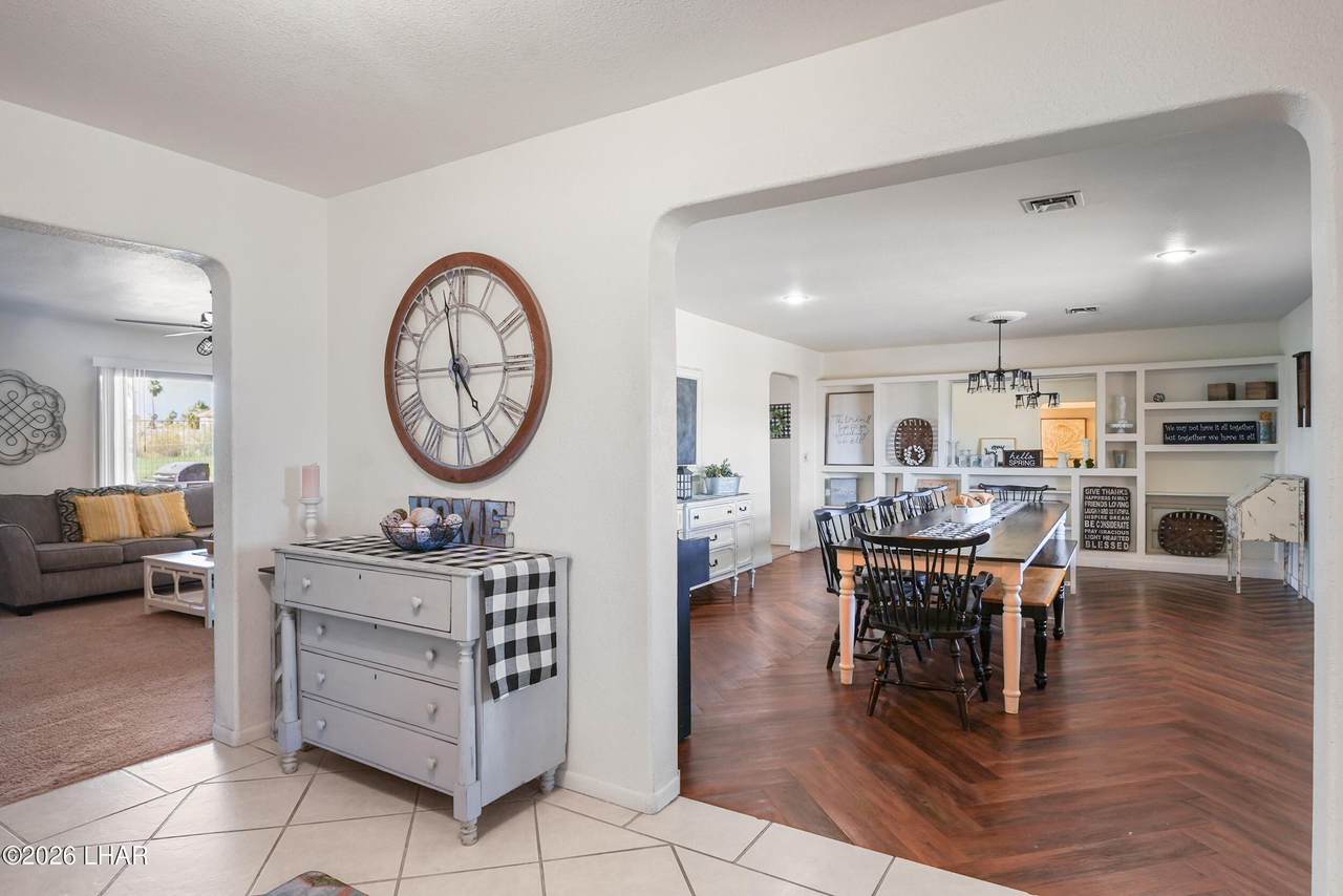 https://bt-photos.global.ssl.fastly.net/lakehavasu/1280_boomver_1_1040407-2.jpg
