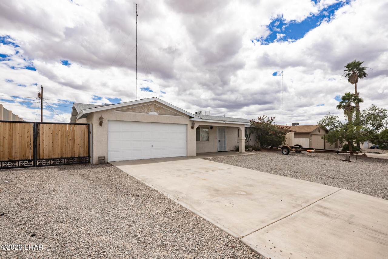 https://bt-photos.global.ssl.fastly.net/lakehavasu/1280_boomver_1_1040408-2.jpg