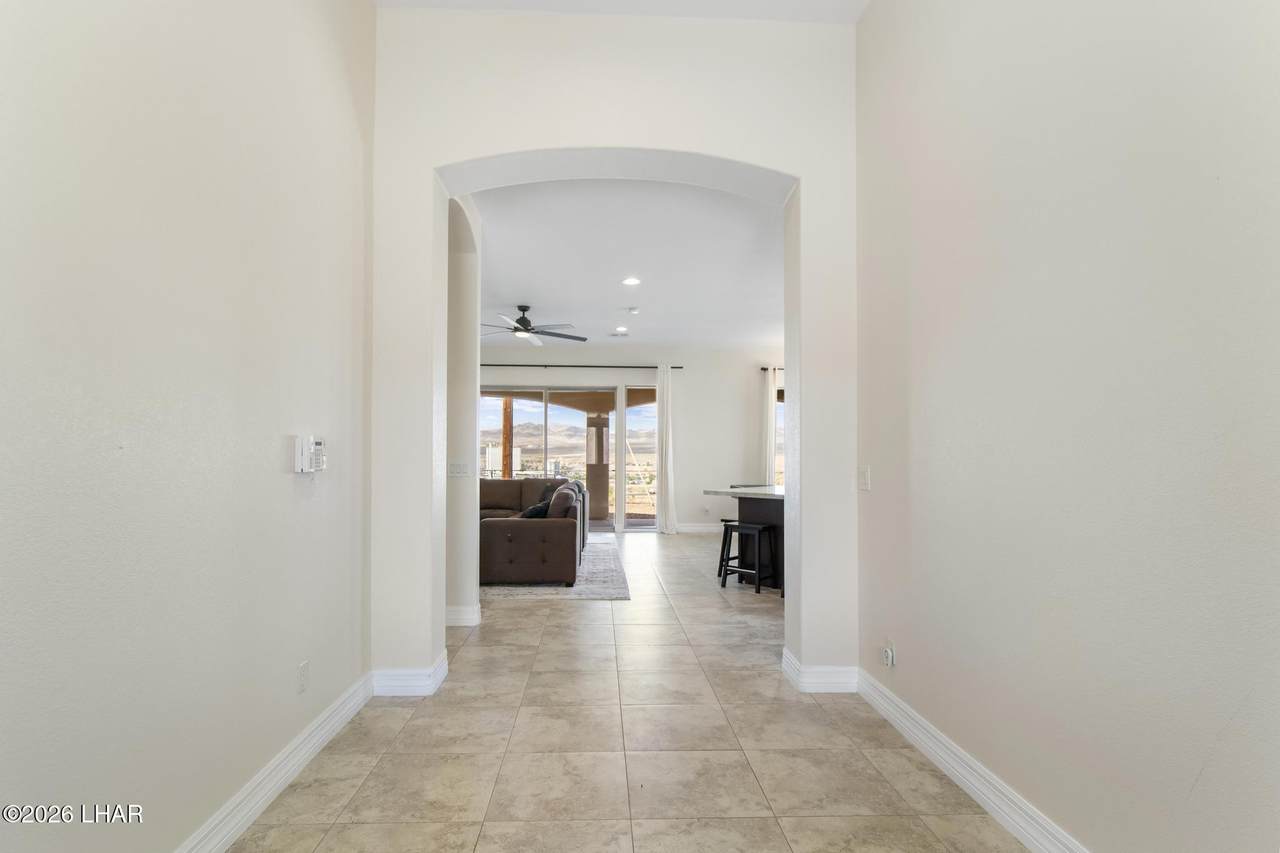 https://bt-photos.global.ssl.fastly.net/lakehavasu/1280_boomver_1_1040418-2.jpg