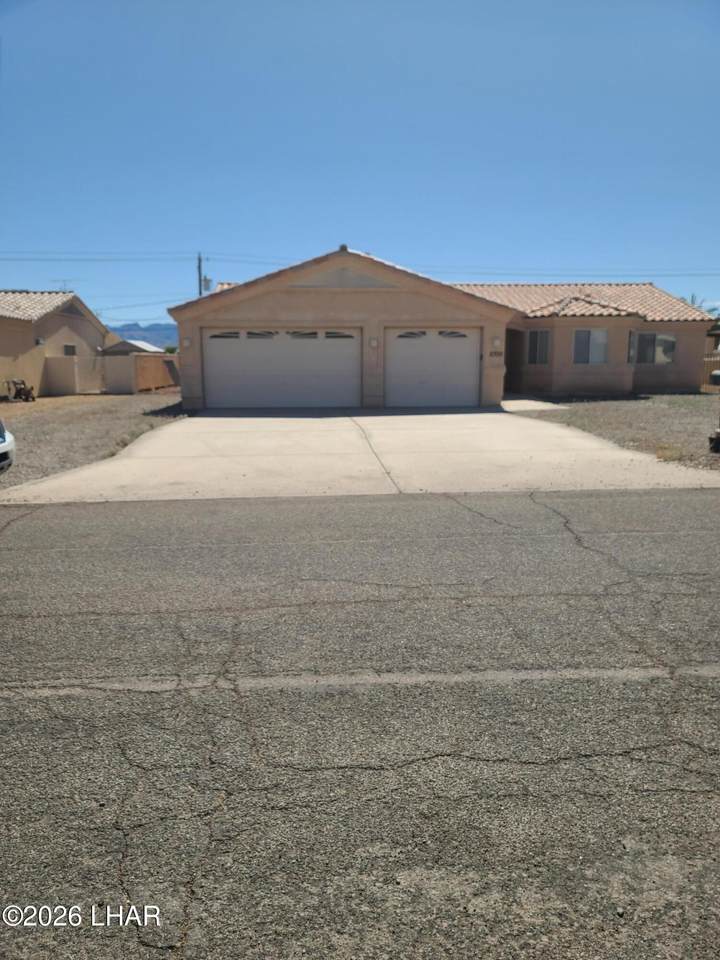 https://bt-photos.global.ssl.fastly.net/lakehavasu/1280_boomver_1_1040424-2.jpg