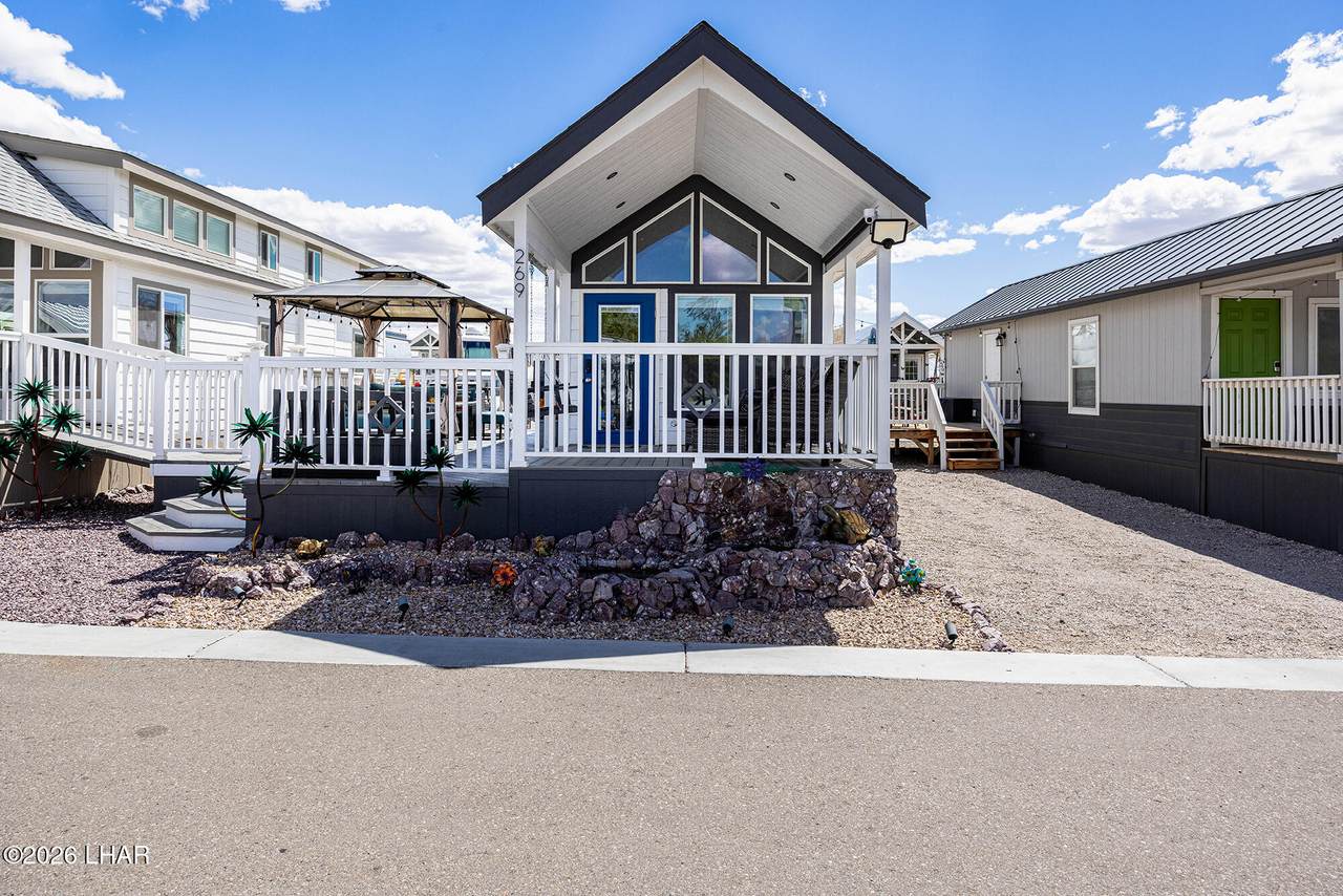1600 Silver Creek Rd - Photo 1