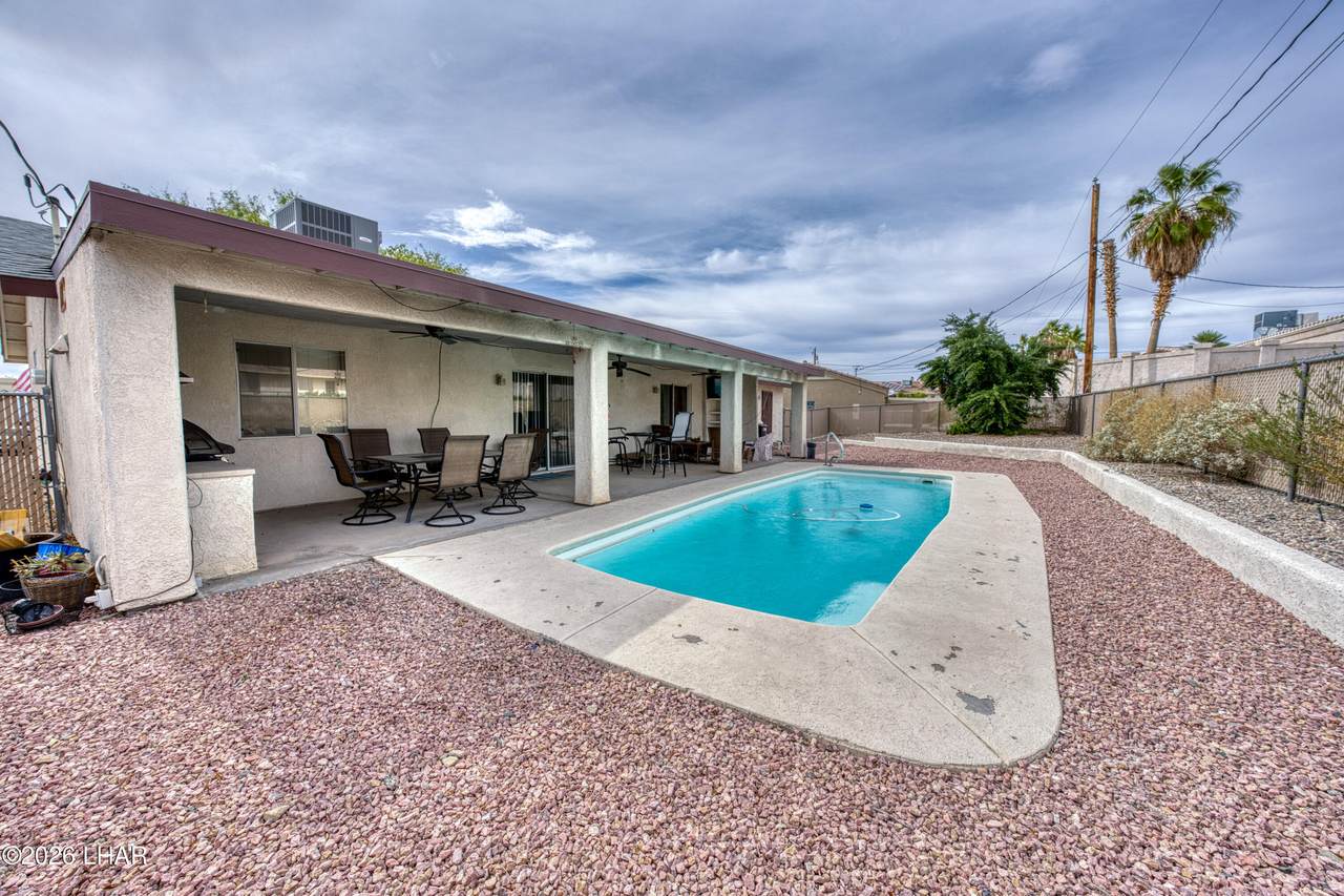 https://bt-photos.global.ssl.fastly.net/lakehavasu/1280_boomver_1_1040435-2.jpg