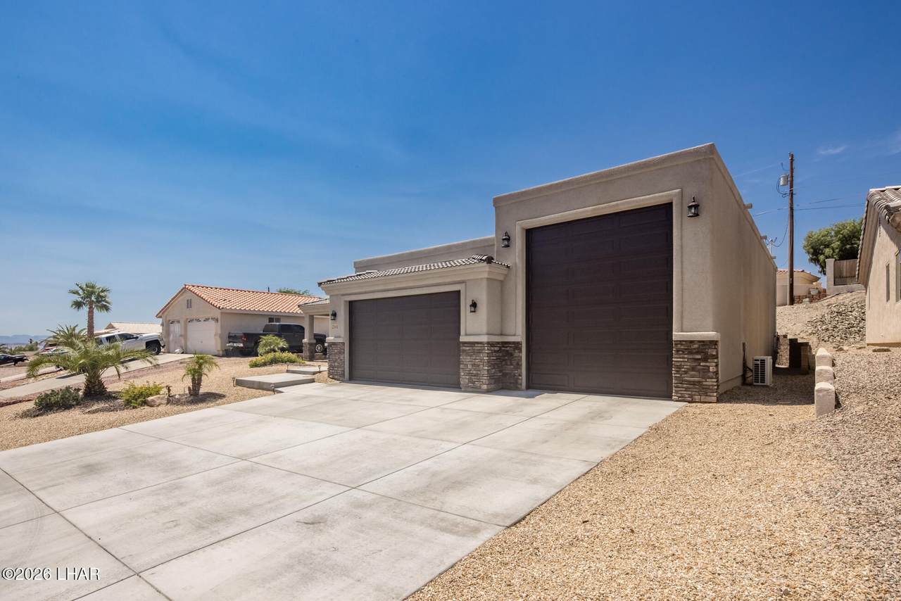 https://bt-photos.global.ssl.fastly.net/lakehavasu/1280_boomver_1_1040455-2.jpg
