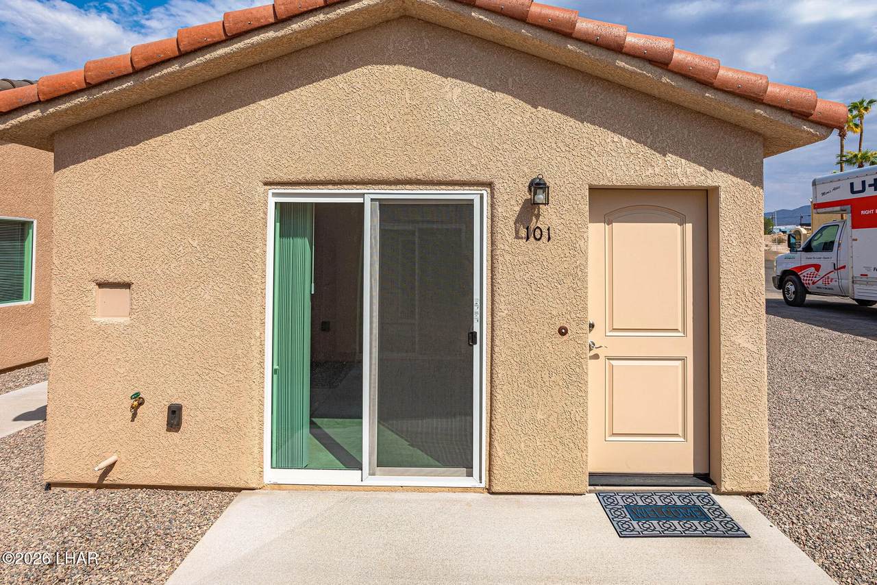 2094 Swanson Ave - Photo 1