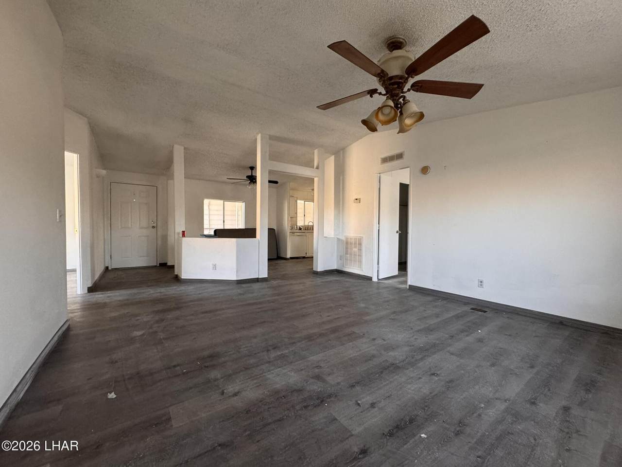 https://bt-photos.global.ssl.fastly.net/lakehavasu/1280_boomver_1_1040500-2.jpg