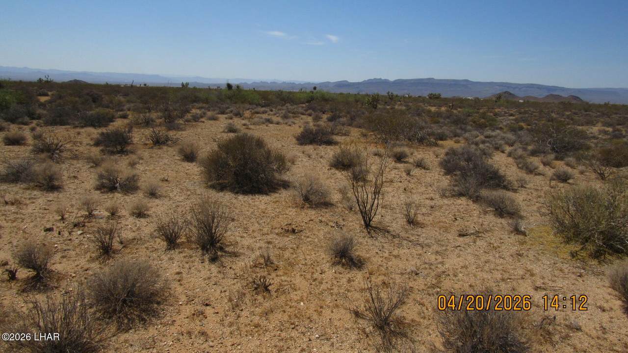 245-18-362 Carrow Rd - Photo 1