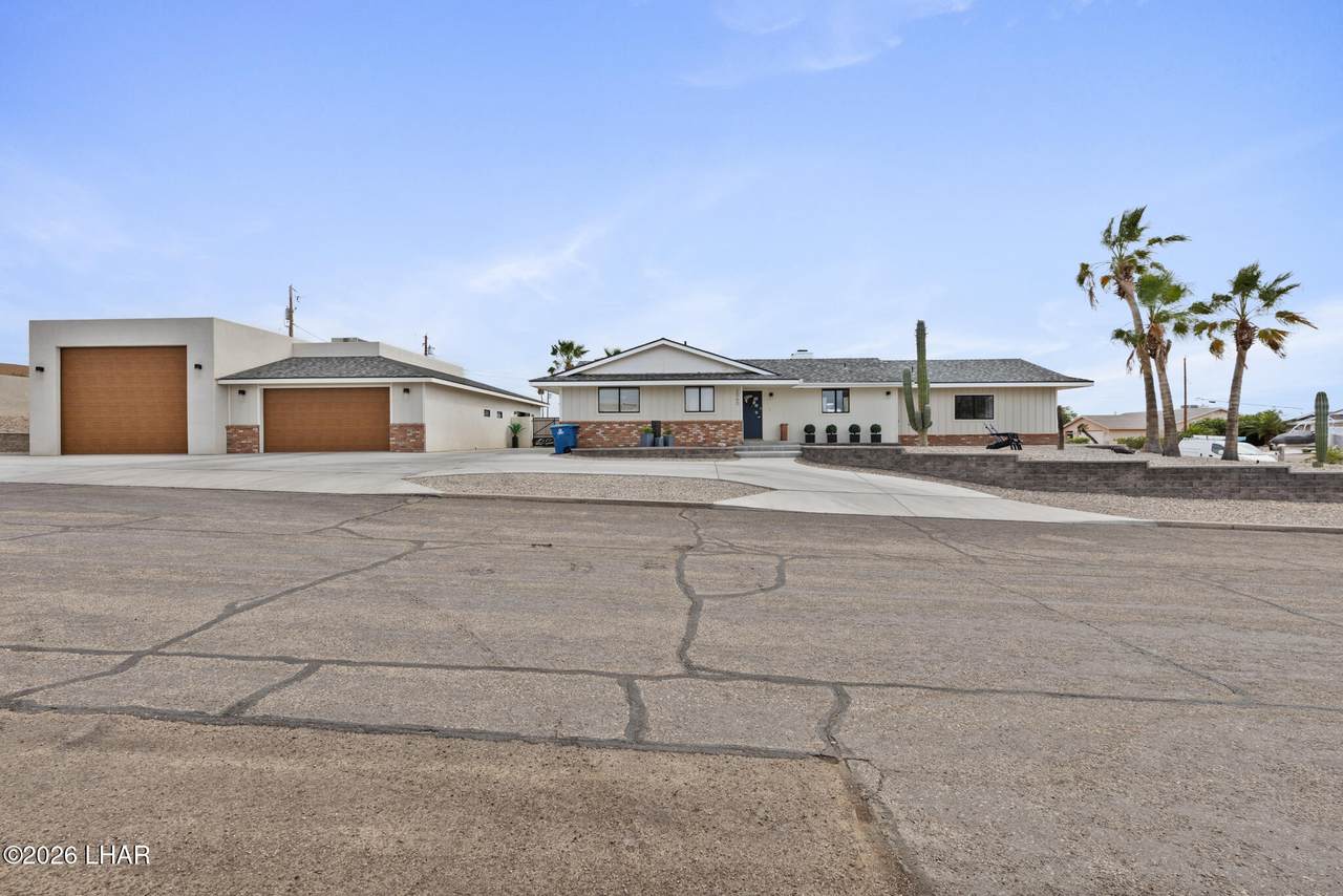 https://bt-photos.global.ssl.fastly.net/lakehavasu/1280_boomver_1_1040561-2.jpg