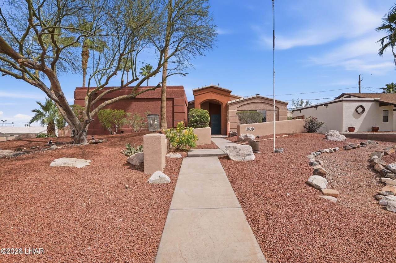 1905 Palo Verde Blvd - Photo 1