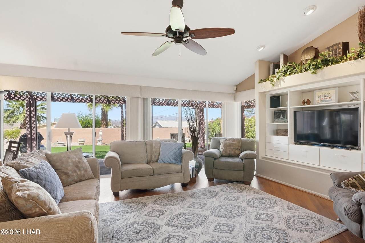 https://bt-photos.global.ssl.fastly.net/lakehavasu/1280_boomver_1_1040594-2.jpg