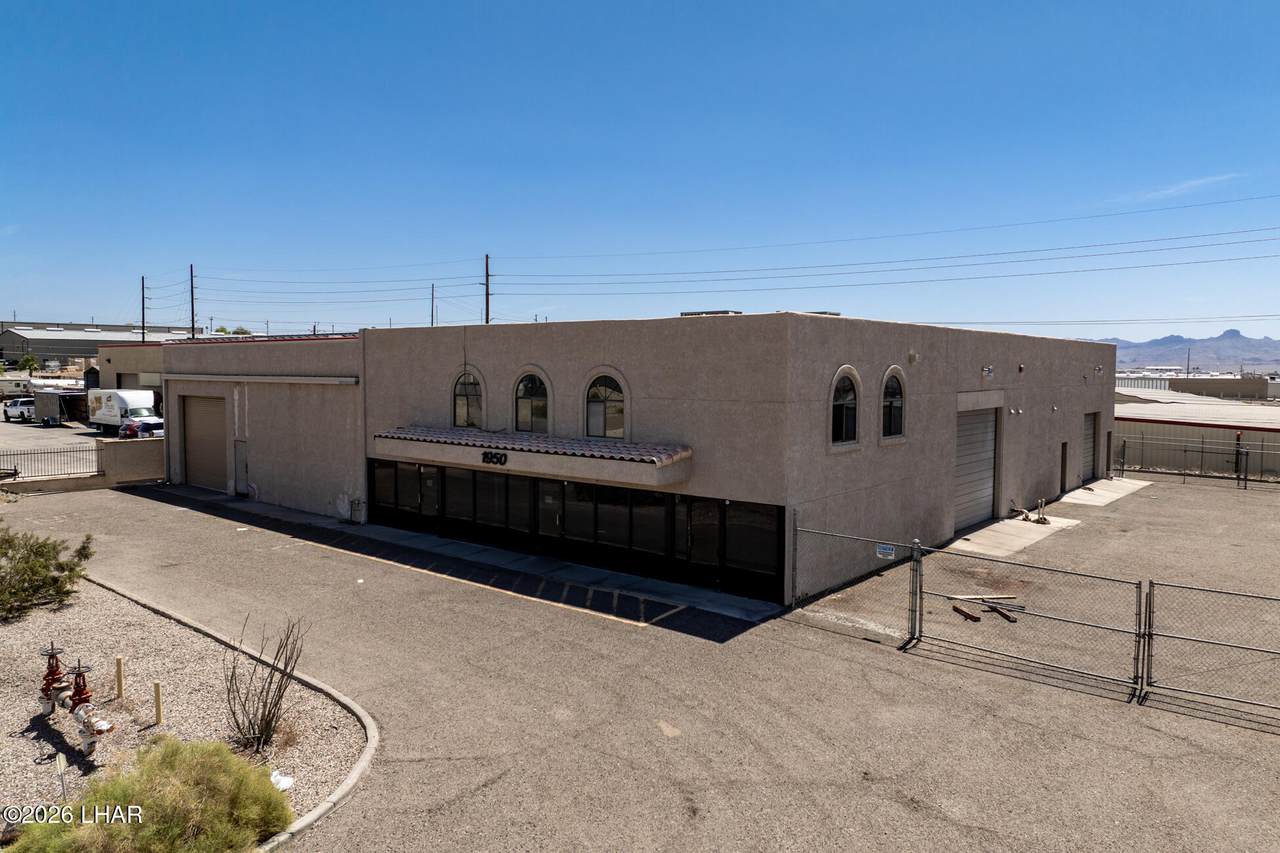 https://bt-photos.global.ssl.fastly.net/lakehavasu/1280_boomver_1_1040621-2.jpg