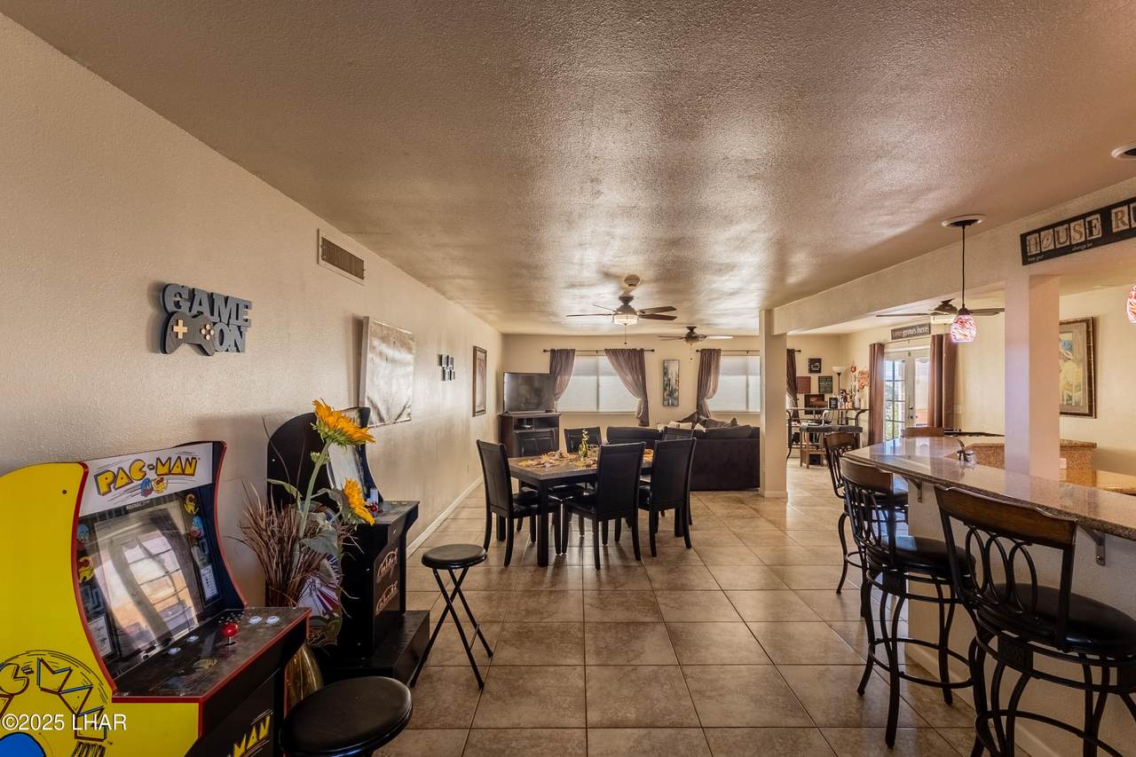 https://bt-photos.global.ssl.fastly.net/lakehavasu/1280_boomver_1_1040657-2.jpg