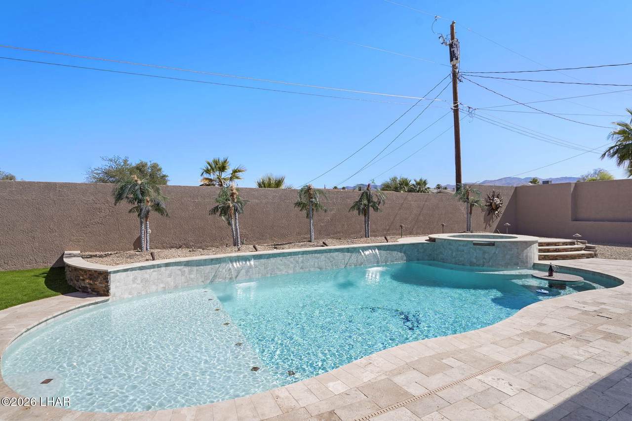 https://bt-photos.global.ssl.fastly.net/lakehavasu/1280_boomver_1_1040665-2.jpg
