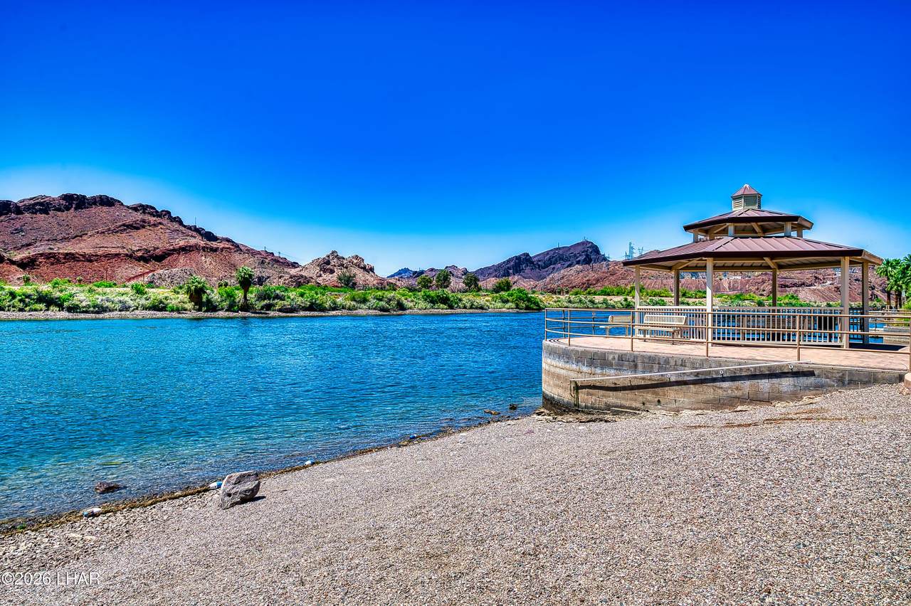 https://bt-photos.global.ssl.fastly.net/lakehavasu/1280_boomver_1_1040671-2.jpg