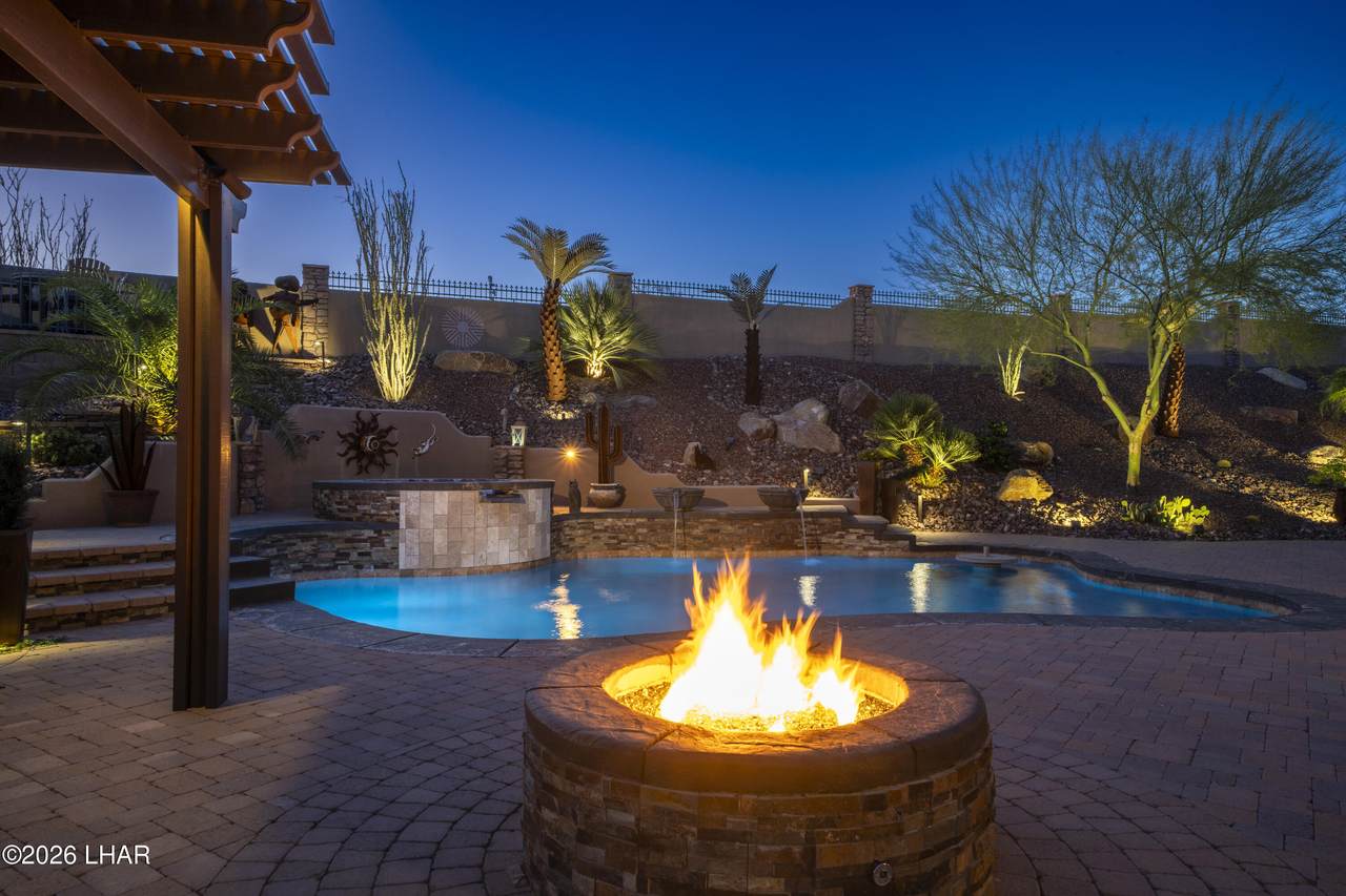 https://bt-photos.global.ssl.fastly.net/lakehavasu/1280_boomver_1_1040701-2.jpg