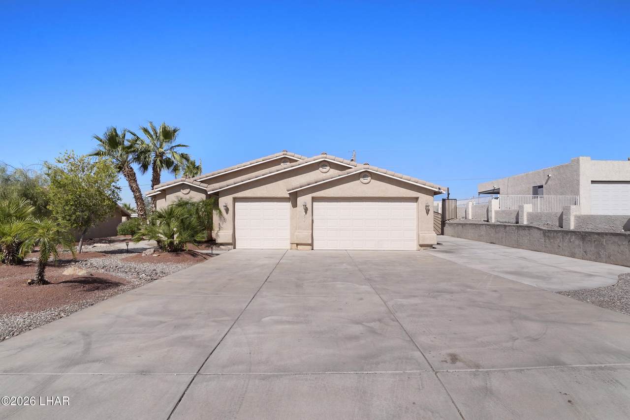 571 Mcculloch Blvd - Photo 1
