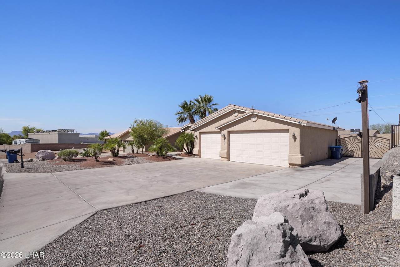 https://bt-photos.global.ssl.fastly.net/lakehavasu/1280_boomver_1_1040704-2.jpg