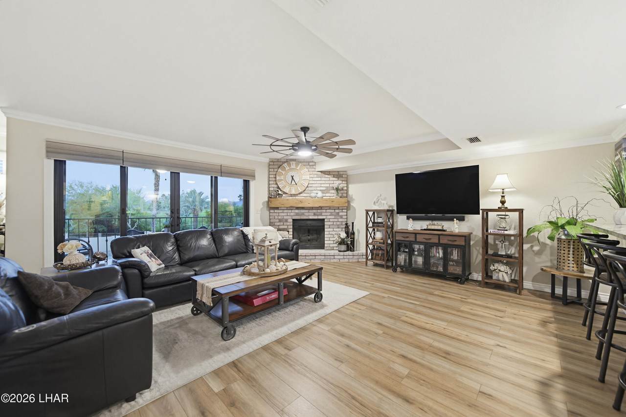 https://bt-photos.global.ssl.fastly.net/lakehavasu/1280_boomver_1_1040769-2.jpg