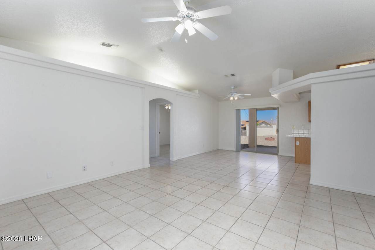 https://bt-photos.global.ssl.fastly.net/lakehavasu/1280_boomver_1_1040784-2.jpg