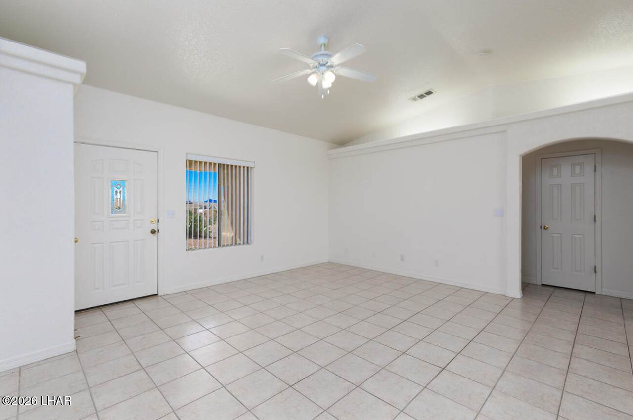 https://bt-photos.global.ssl.fastly.net/lakehavasu/1280_boomver_1_1040784-2.jpg
