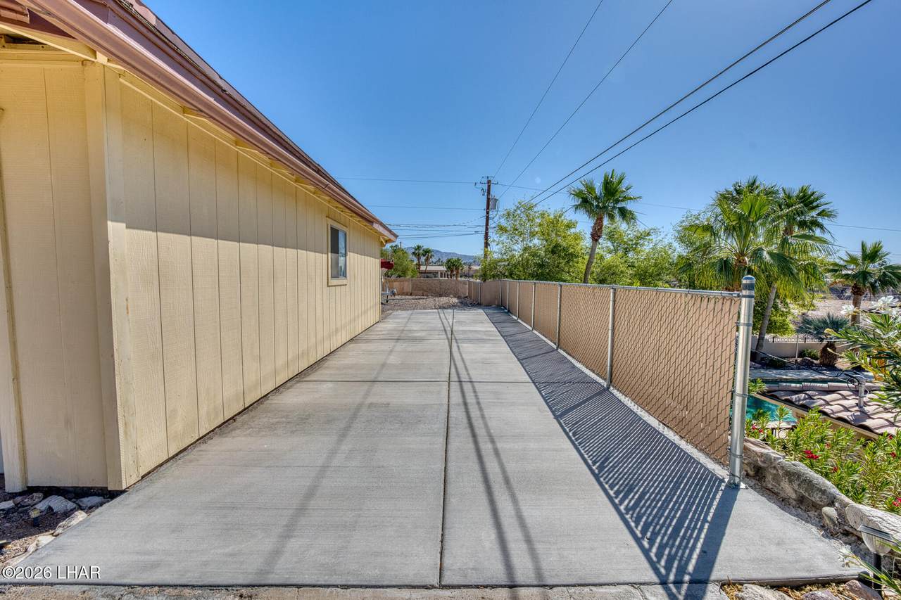 https://bt-photos.global.ssl.fastly.net/lakehavasu/1280_boomver_1_1040801-2.jpg