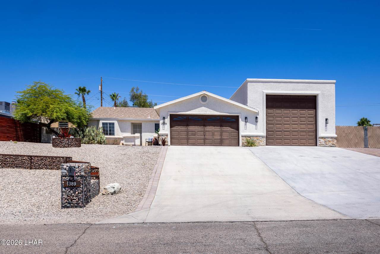 1389 Arroyo Dr - Photo 1