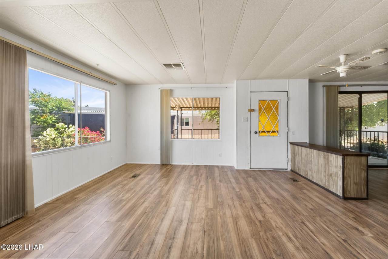 https://bt-photos.global.ssl.fastly.net/lakehavasu/1280_boomver_1_1040839-2.jpg