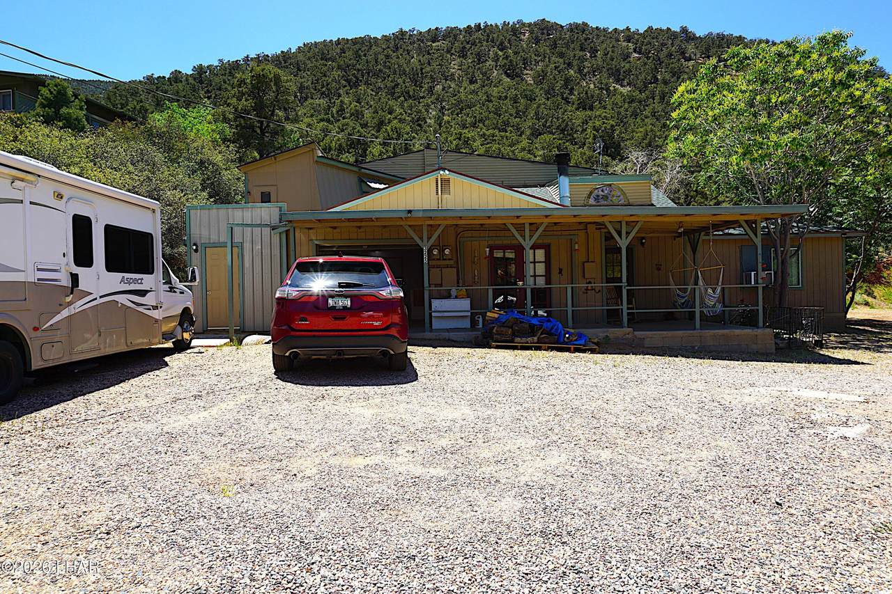 3225 Atherton Dr - Photo 1
