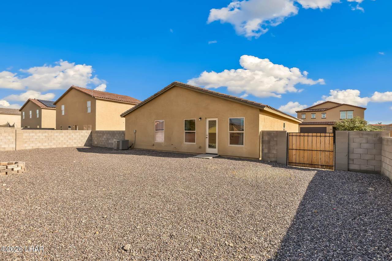 https://bt-photos.global.ssl.fastly.net/lakehavasu/1280_boomver_1_1040902-2.jpg