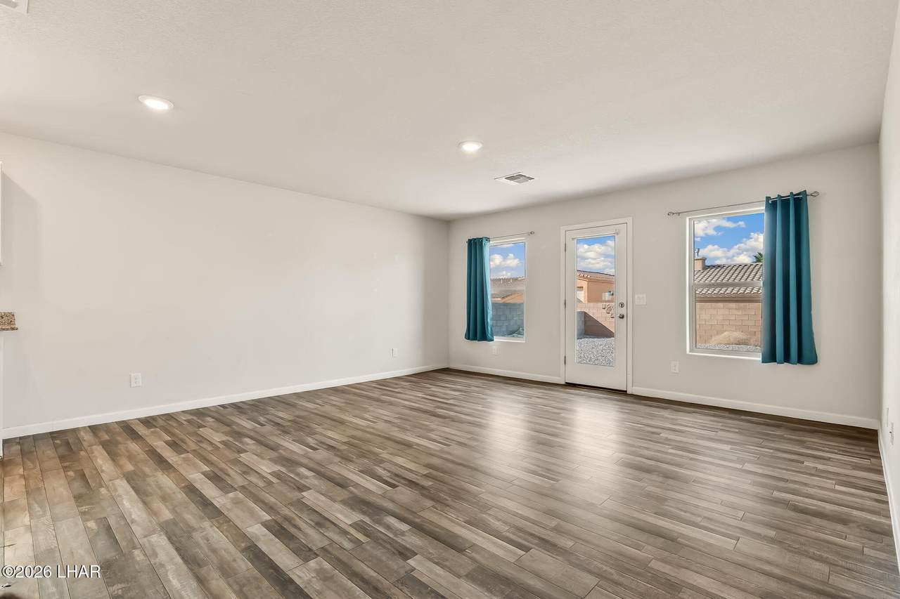 https://bt-photos.global.ssl.fastly.net/lakehavasu/1280_boomver_1_1040902-2.jpg