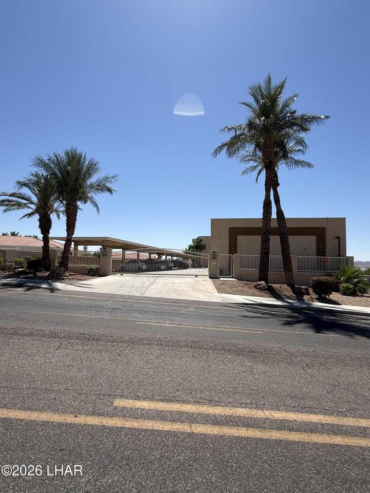 https://bt-photos.global.ssl.fastly.net/lakehavasu/1280_boomver_1_1040946-2.jpg