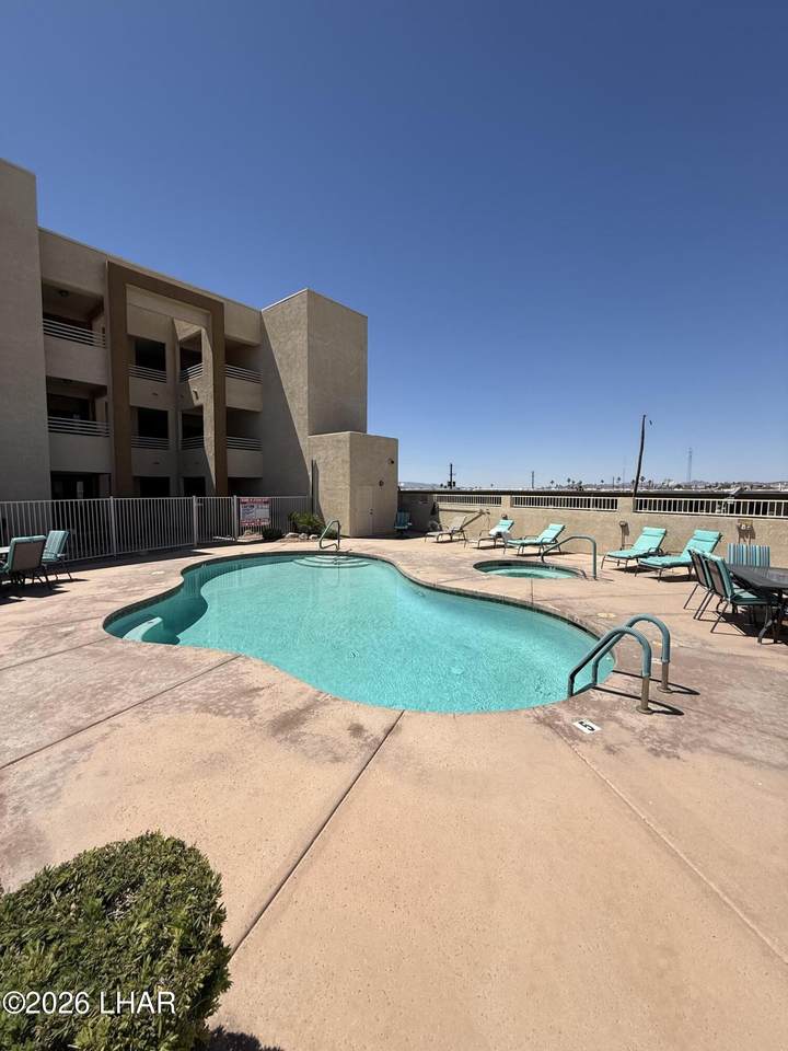 https://bt-photos.global.ssl.fastly.net/lakehavasu/1280_boomver_1_1040946-2.jpg