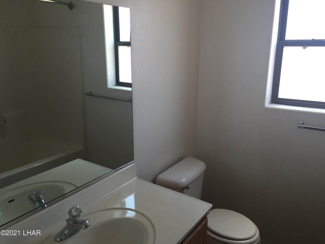 https://bt-photos.global.ssl.fastly.net/lakehavasu/1280_boomver_1_1040950-2.jpg