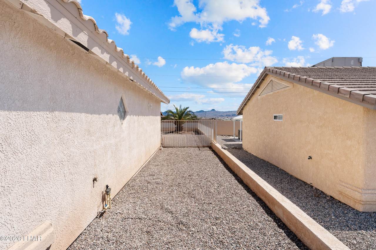 https://bt-photos.global.ssl.fastly.net/lakehavasu/1280_boomver_1_1040961-2.jpg